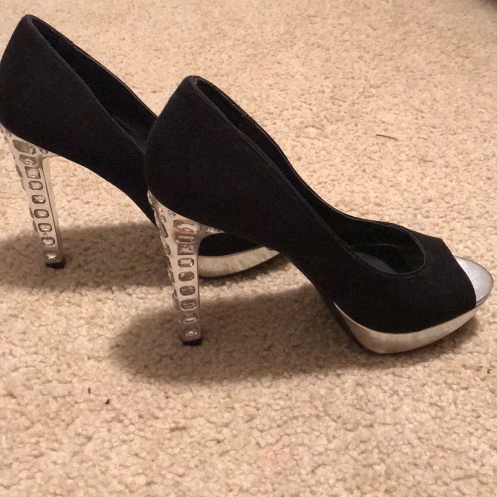 SimplyVera Vera Wang heels